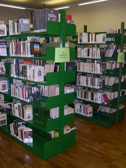scaffali biblioteca | scaffalature per biblioteche | scaffalature e librerie | scaffali e librerie