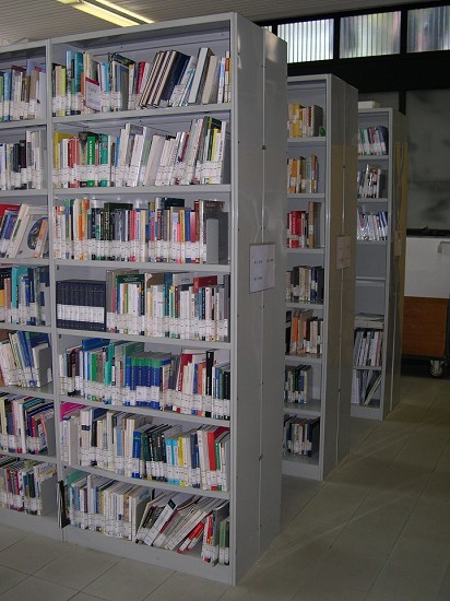 Scaffali Lectura arredamento biblioteche | scaffali biblioteca | scaffalature per biblioteche | scaffali e librerie