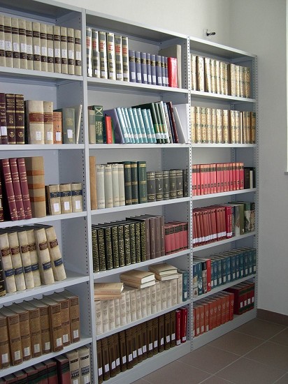 Scaffali Lectura arredamento biblioteche | scaffali biblioteca | scaffalature per biblioteche | scaffali e librerie