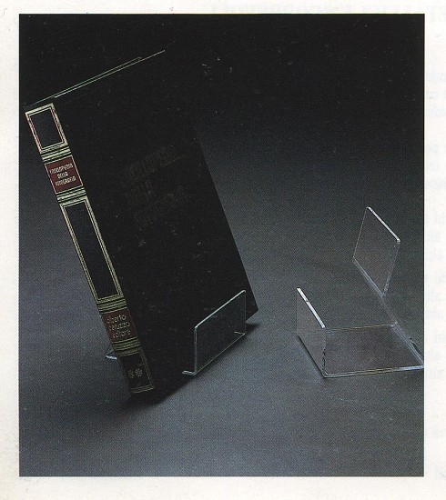 espositori per libri | espositori in plexiglass | espositori da parete | espositori da tavolo